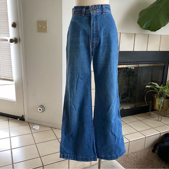 Vintage 70s Wrangler bell bottoms - Picture 3 of 3